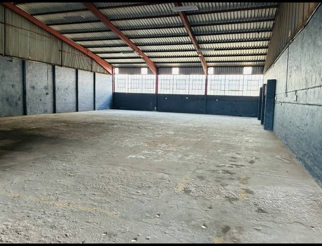 480M² WAREHOUSE TO LET IN GLEN ANIL